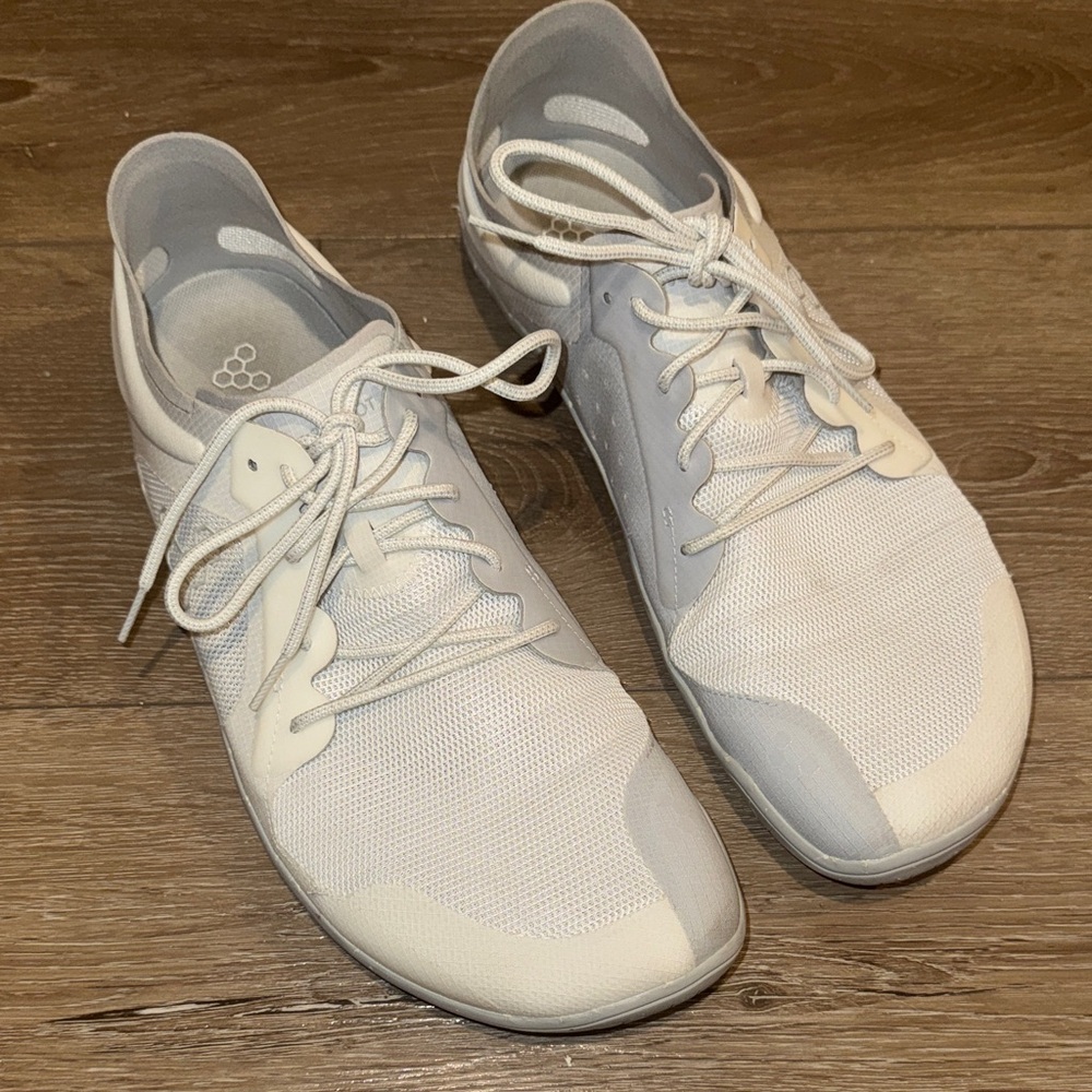 Vivo Barefoot primus lite 3.5 White and Gray Athletic Shoes - Picture 5 of 6